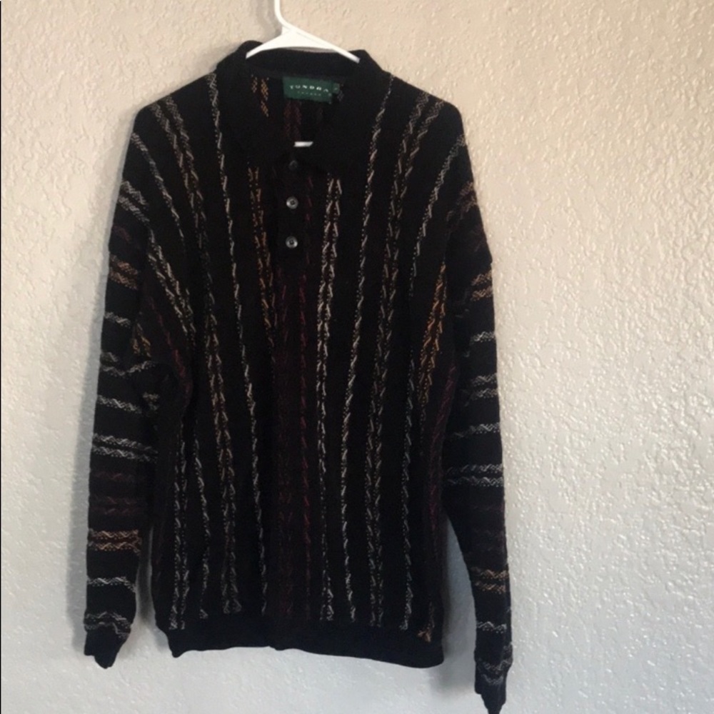 Tundra Canada sweater vintage.
